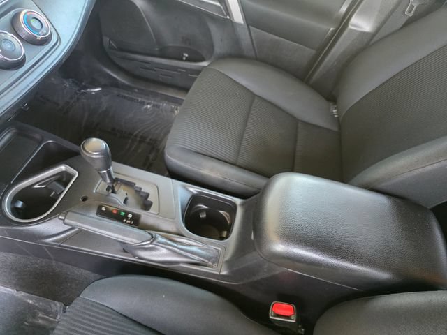 Used 2017 Toyota RAV4 LE w/ Carpet Mat Package AWD/4WD image 27