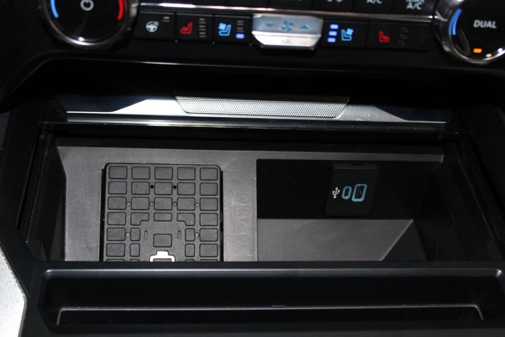 Certified 2025 Ford F350 Platinum image 50