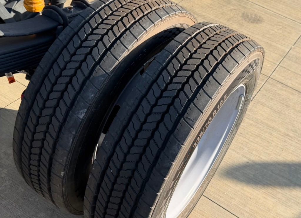 New 2024 Ford F550 4x4 Regular Cab Super Duty image 11