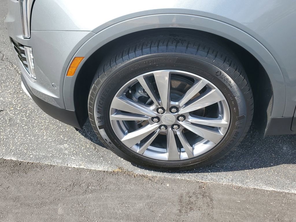 Certified 2023 Cadillac XT5 Premium Luxury w/ Technology Package image 11