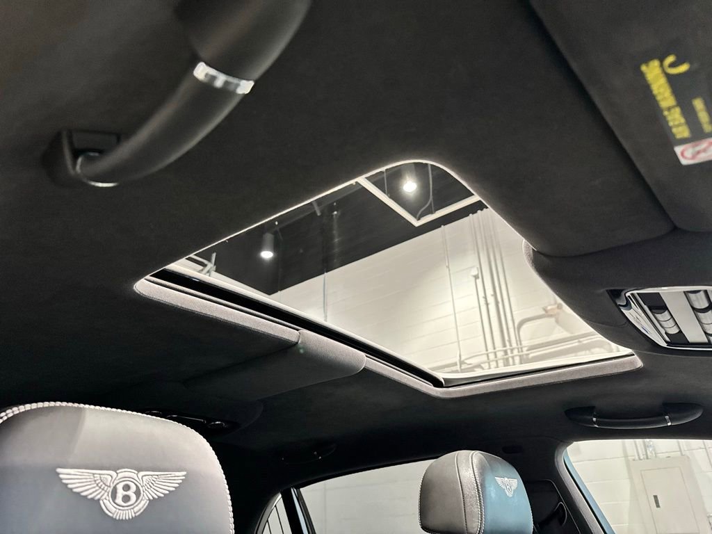 Used 2018 Bentley Flying Spur V8 image 39