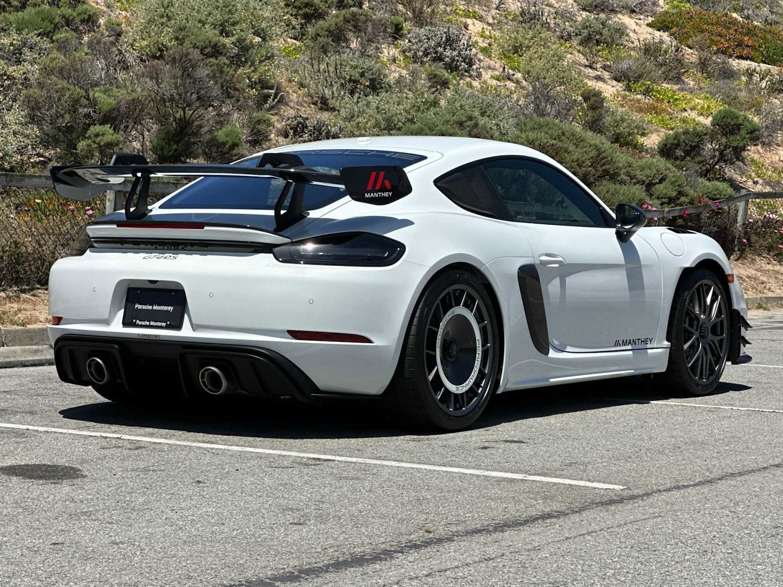 Certified 2024 Porsche 718 Cayman GT4 RS RWD image 6