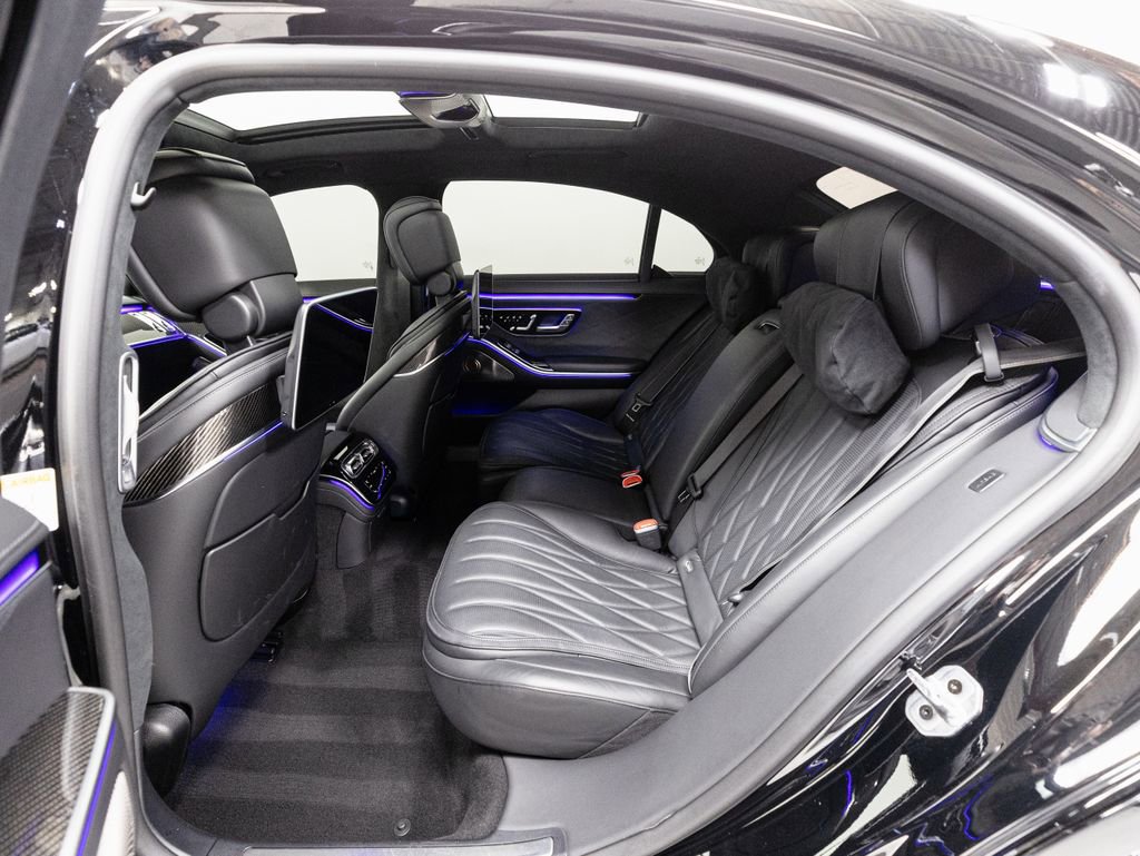 Used 2024 Mercedes-Benz S 63 AMG S image 30