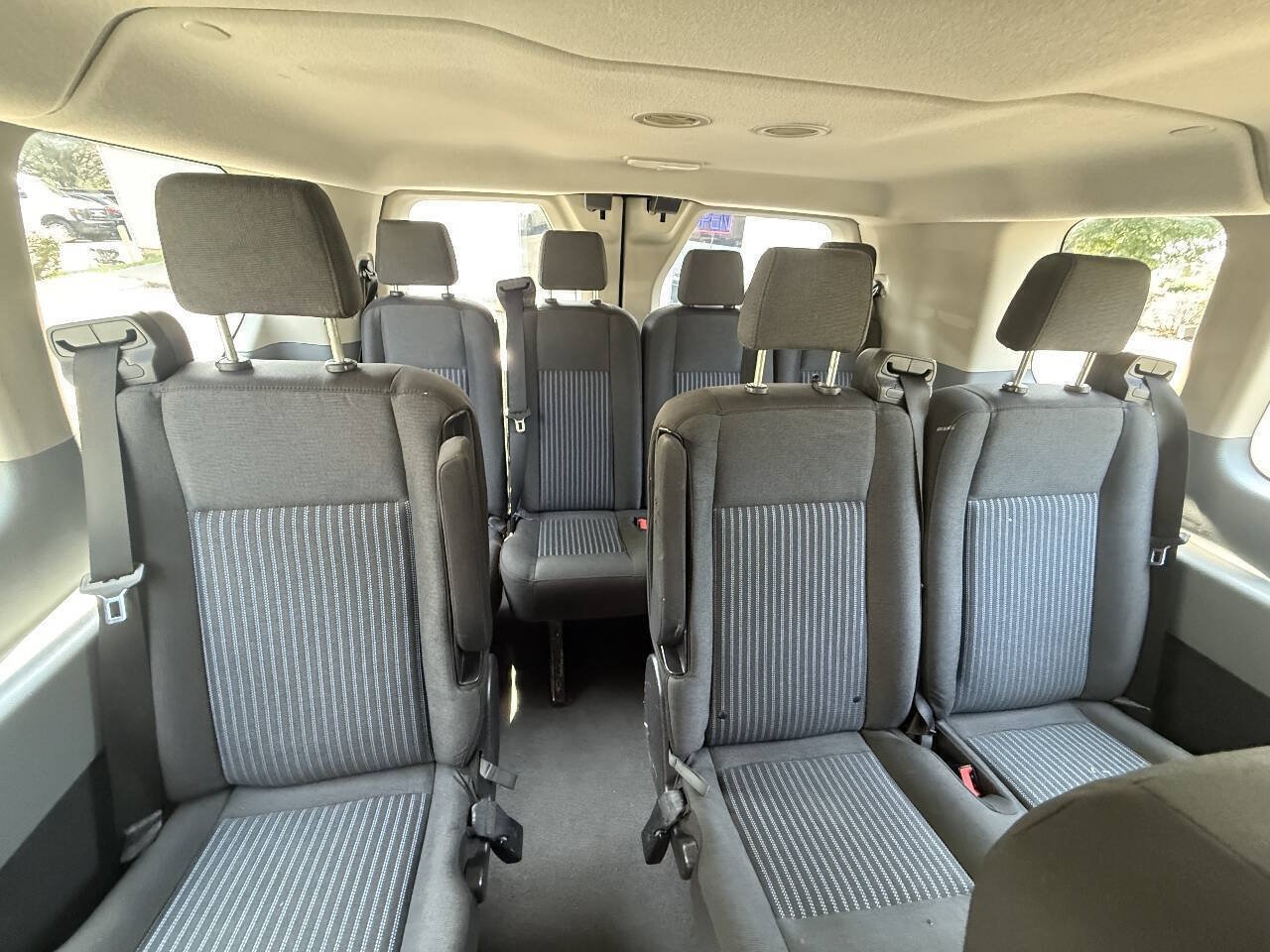 Used 2019 Ford Transit 350 XLT RWD image 21