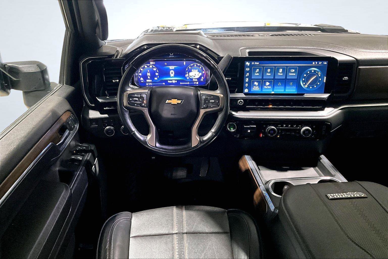 Used 2024 Chevrolet Silverado 2500 High Country w/ High Country Premium Package image 7