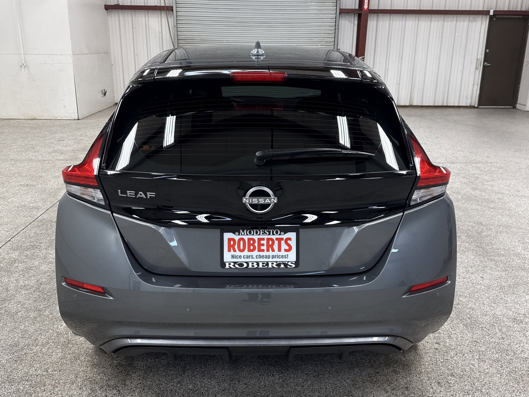 Used 2024 Nissan Leaf S image 16