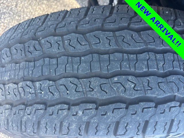 Used 2023 GMC Canyon Elevation w/ Convenience Package image 3