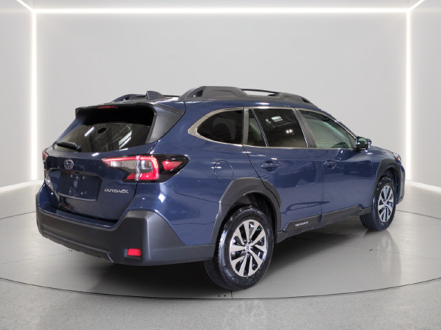Certified 2024 Subaru Outback Premium AWD/4WD image 5