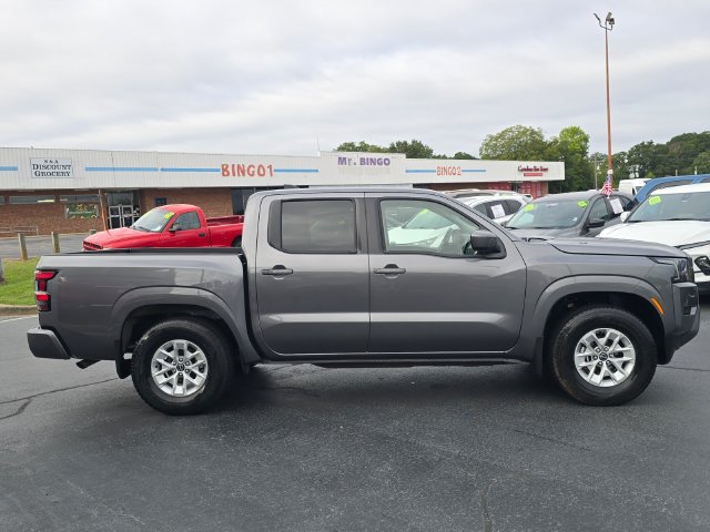 Certified 2024 Nissan Frontier SV w/ Technology Package RWD image 2
