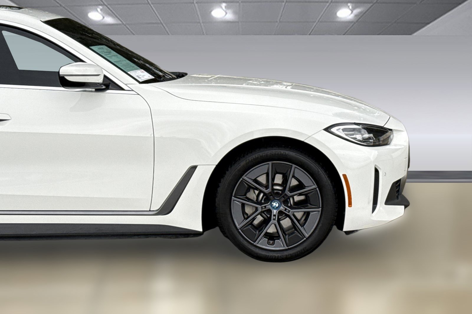 Used 2022 BMW i4 eDrive40 w/ Premium Package image 34