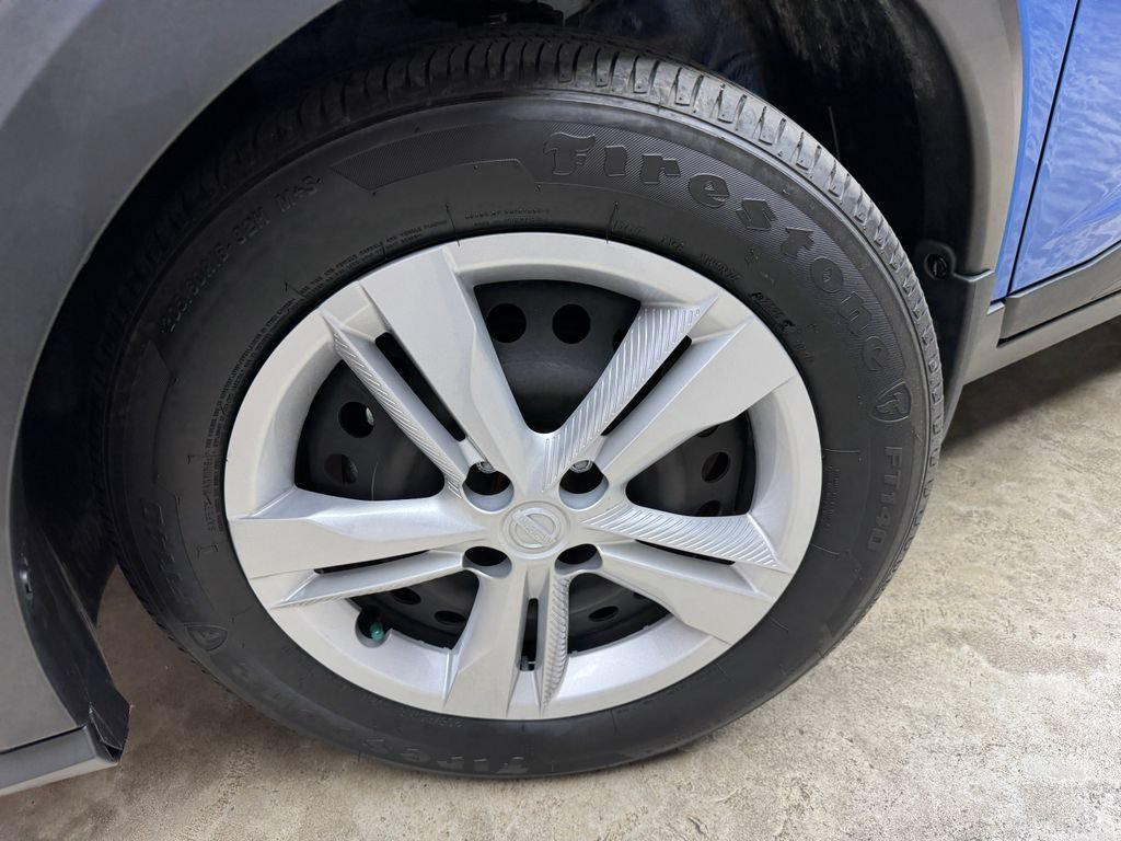 Used 2025 Nissan Kicks Play S FWD image 31