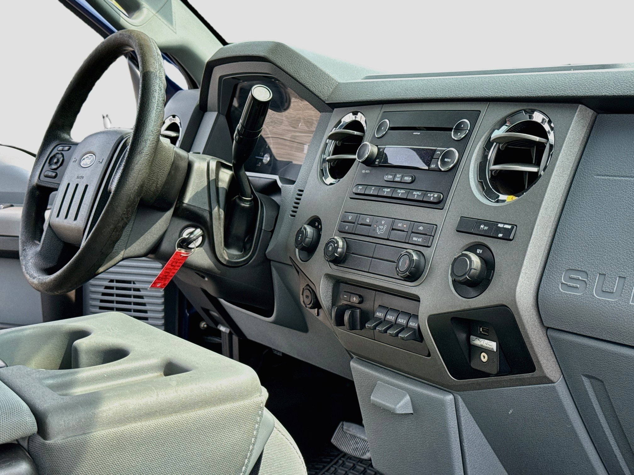 Used 2011 Ford F250 XLT w/ XLT Interior Pkg AWD/4WD image 14