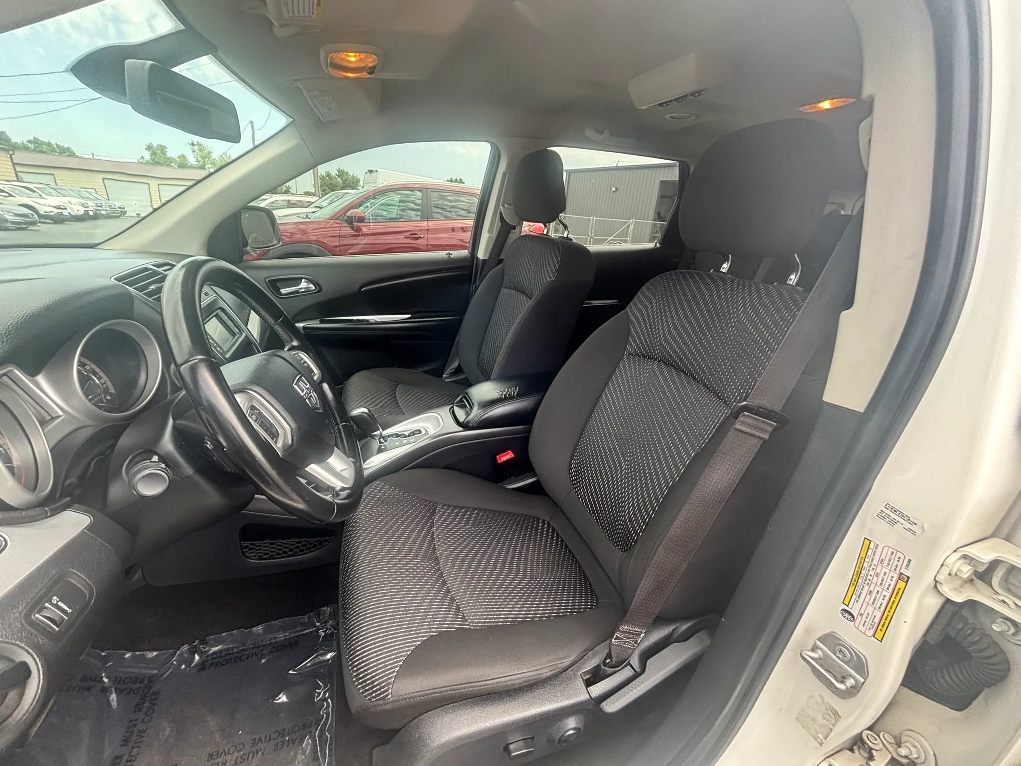 Used 2020 Dodge Journey SE w/ SE Popular Equipment Group FWD image 15