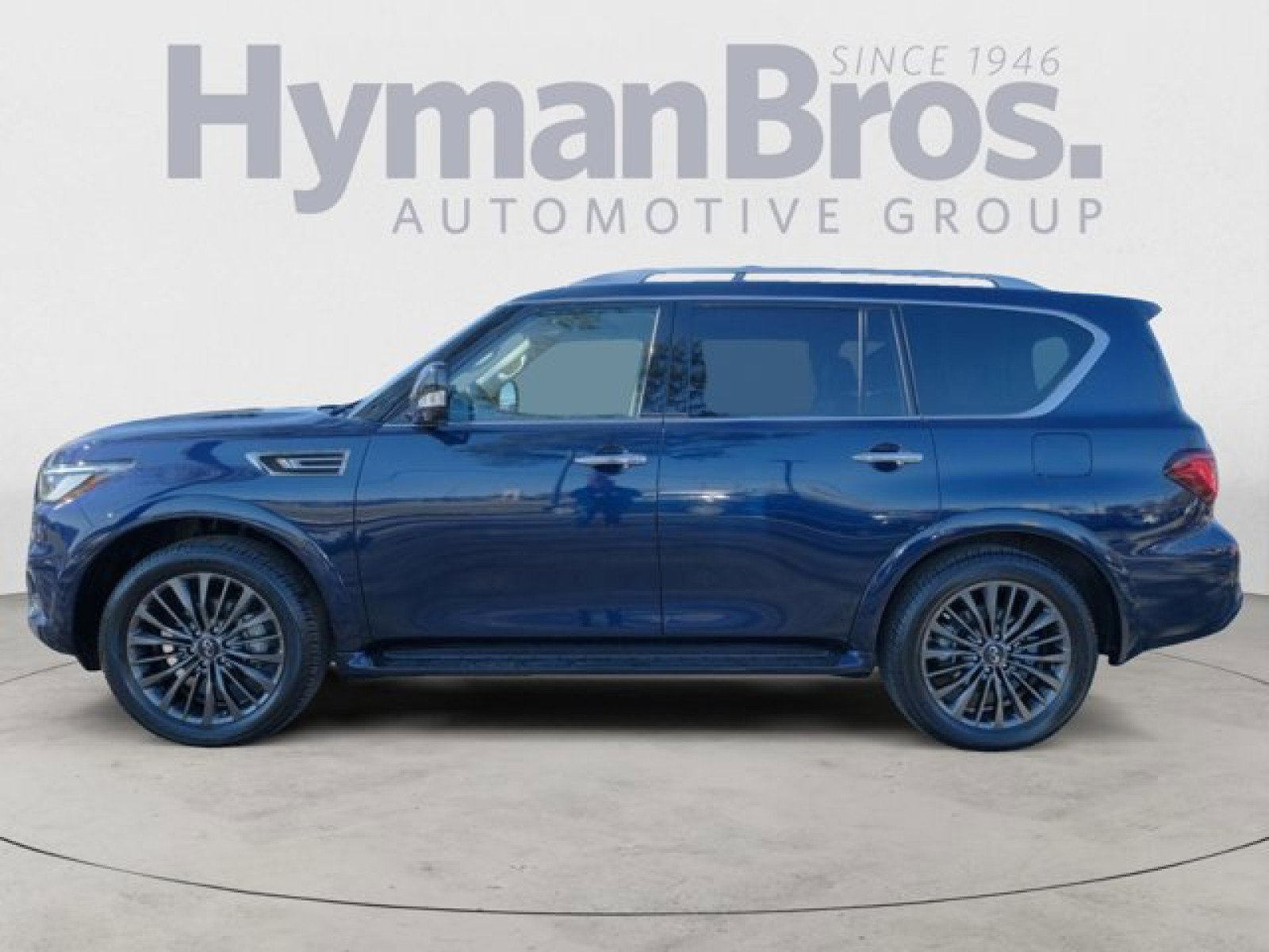 Certified 2023 INFINITI QX80 Premium Select w/ Cargo Package image 6
