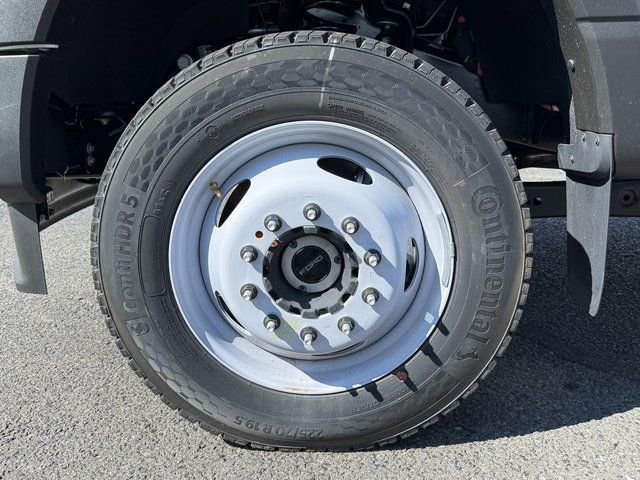 New 2025 Ford F450 XL image 8