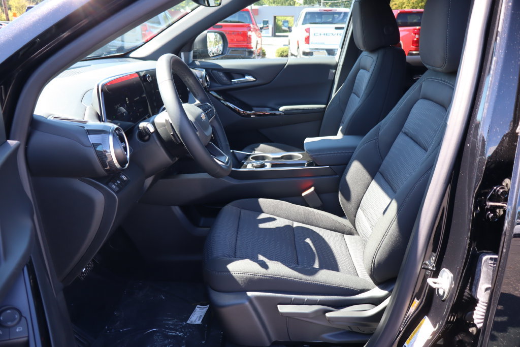 New 2027 Chevrolet Equinox LT FWD image 5