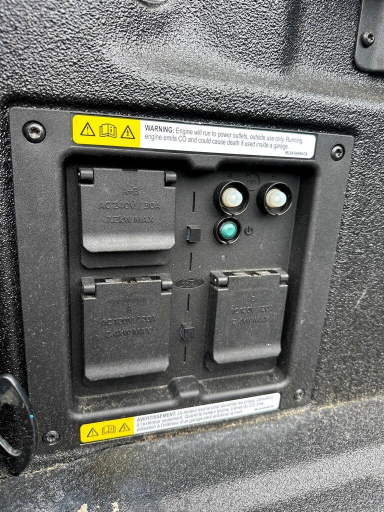 Used 2022 Ford F150 XLT w/ Equipment Group 302A High image 32