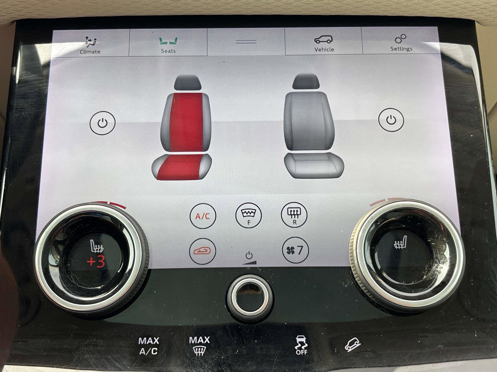 Used 2018 Land Rover Range Rover Velar S image 23