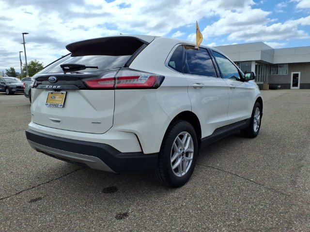 Certified 2024 Ford Edge SEL w/ Convenience Package AWD/4WD image 7