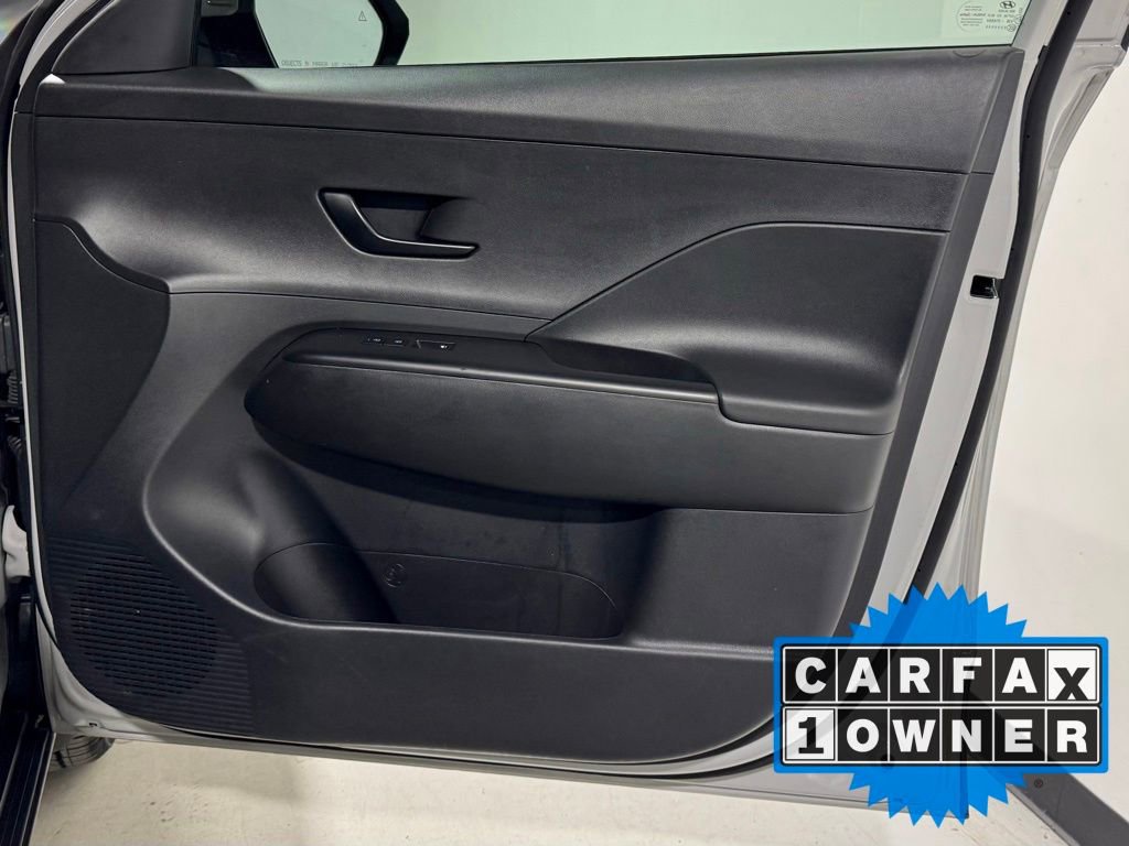 Used 2025 Hyundai Kona SEL image 24