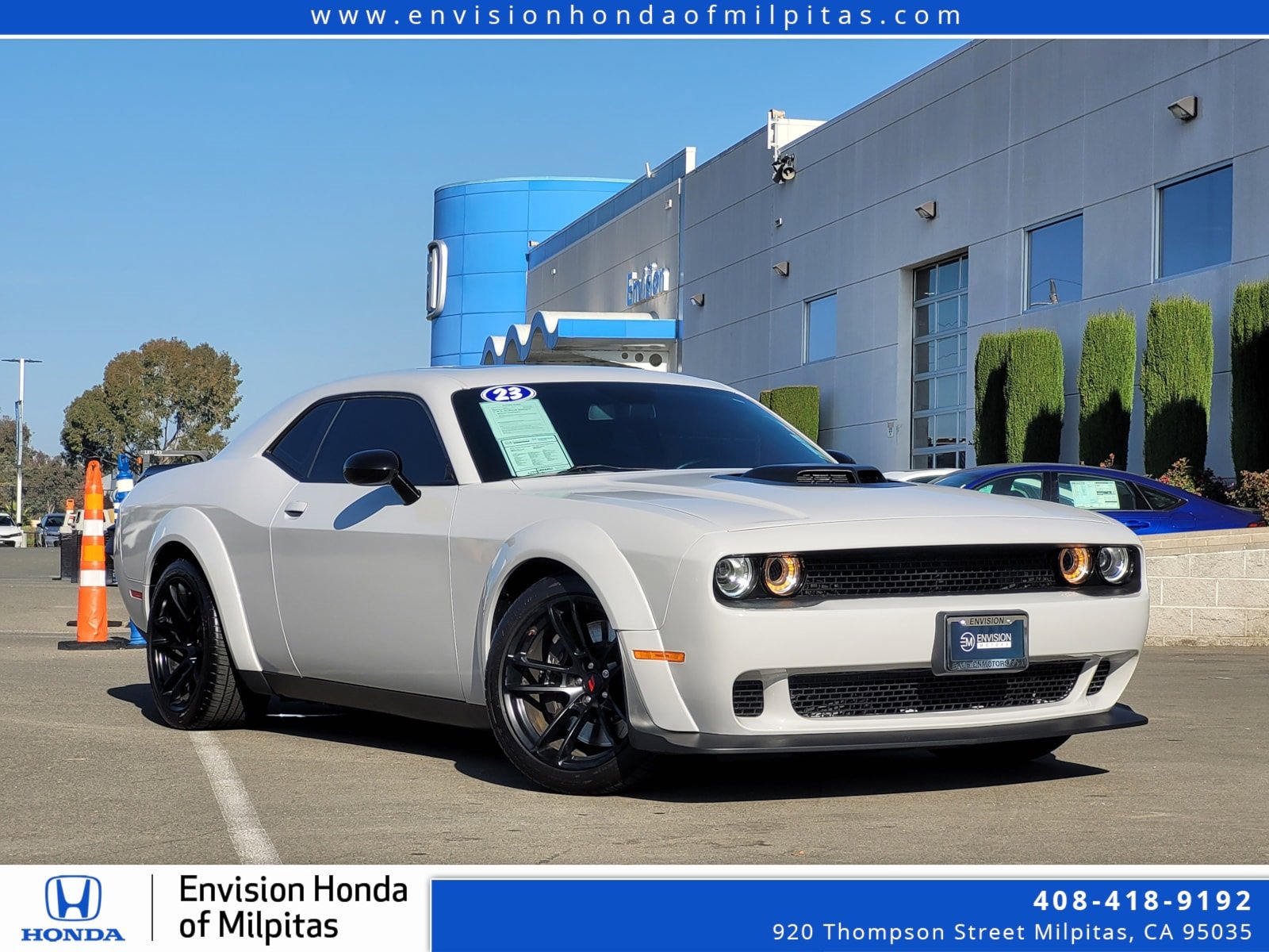 Used 2023 Dodge Challenger R/T Scat Pack image 1