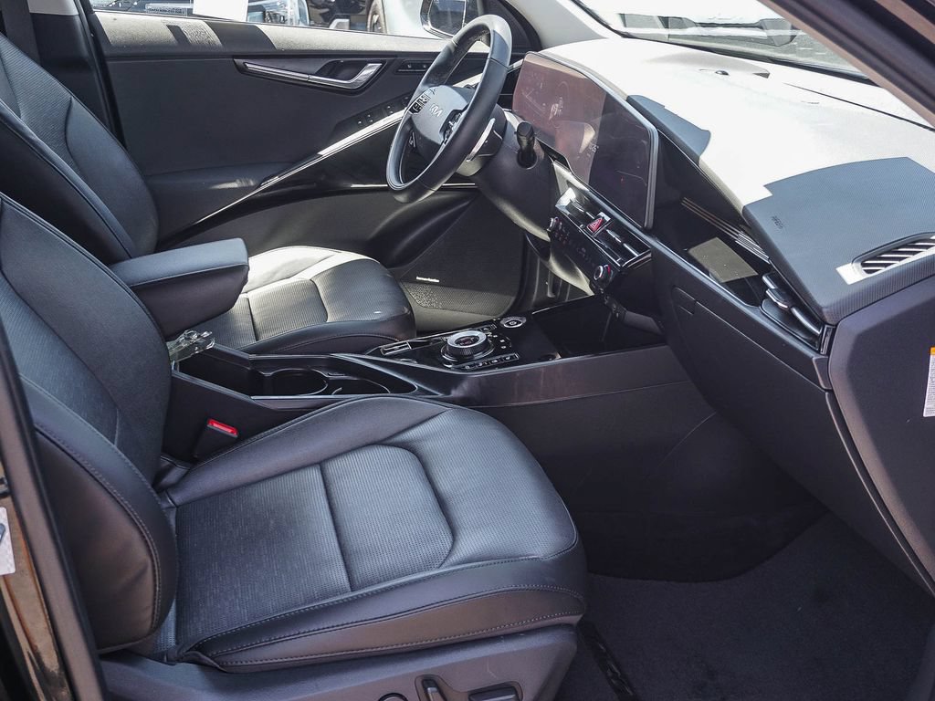 Certified 2023 Kia Niro Wave FWD image 13