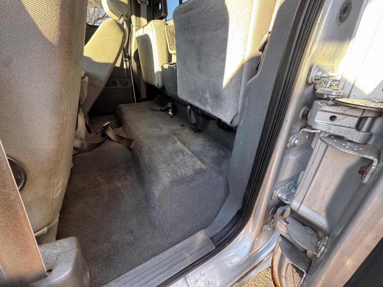 Used 2006 Dodge Dakota SLT image 14