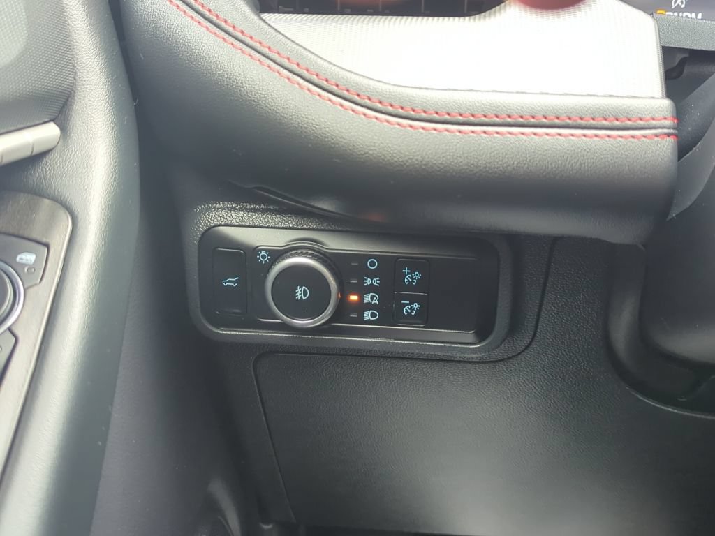 Certified 2025 Ford Explorer ST AWD/4WD image 19