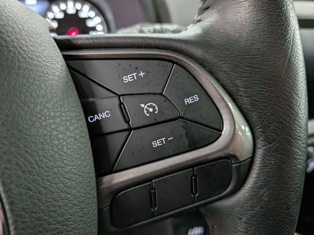 Used 2021 Jeep Renegade Limited image 19