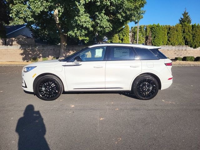 New 2025 Lincoln Corsair Grand Touring w/ Equipment Group 301A image 2