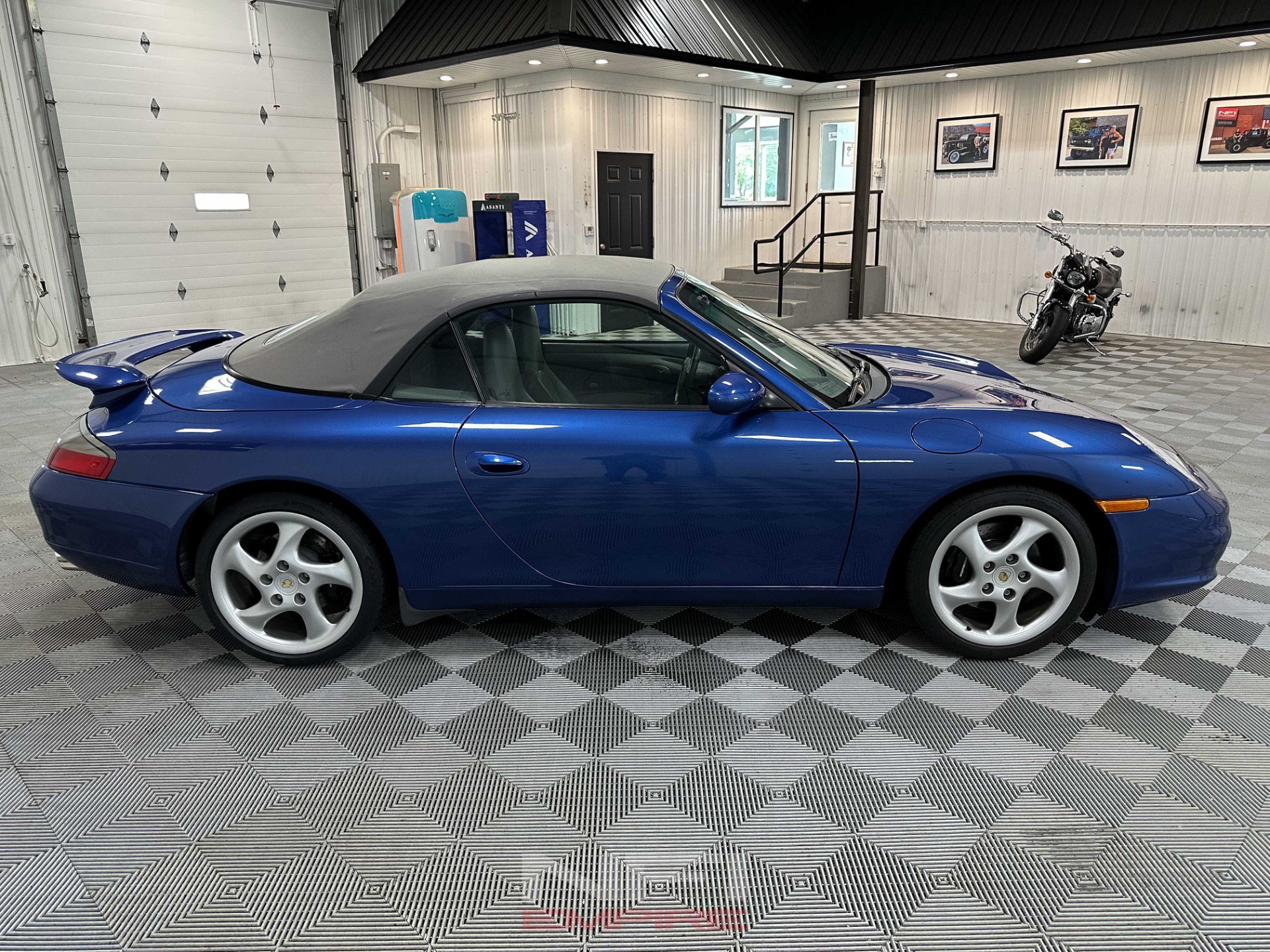 Used 2002 Porsche 911 Cabriolet image 13