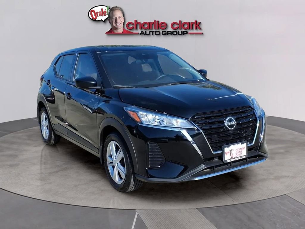 Used 2025 Nissan Kicks Play S image 7