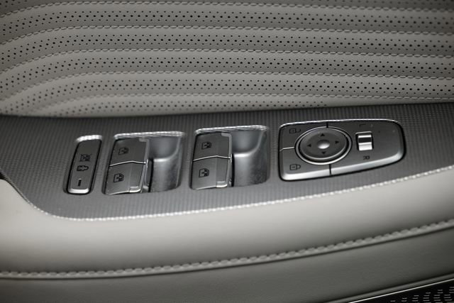 Used 2023 Hyundai Palisade Calligraphy image 16