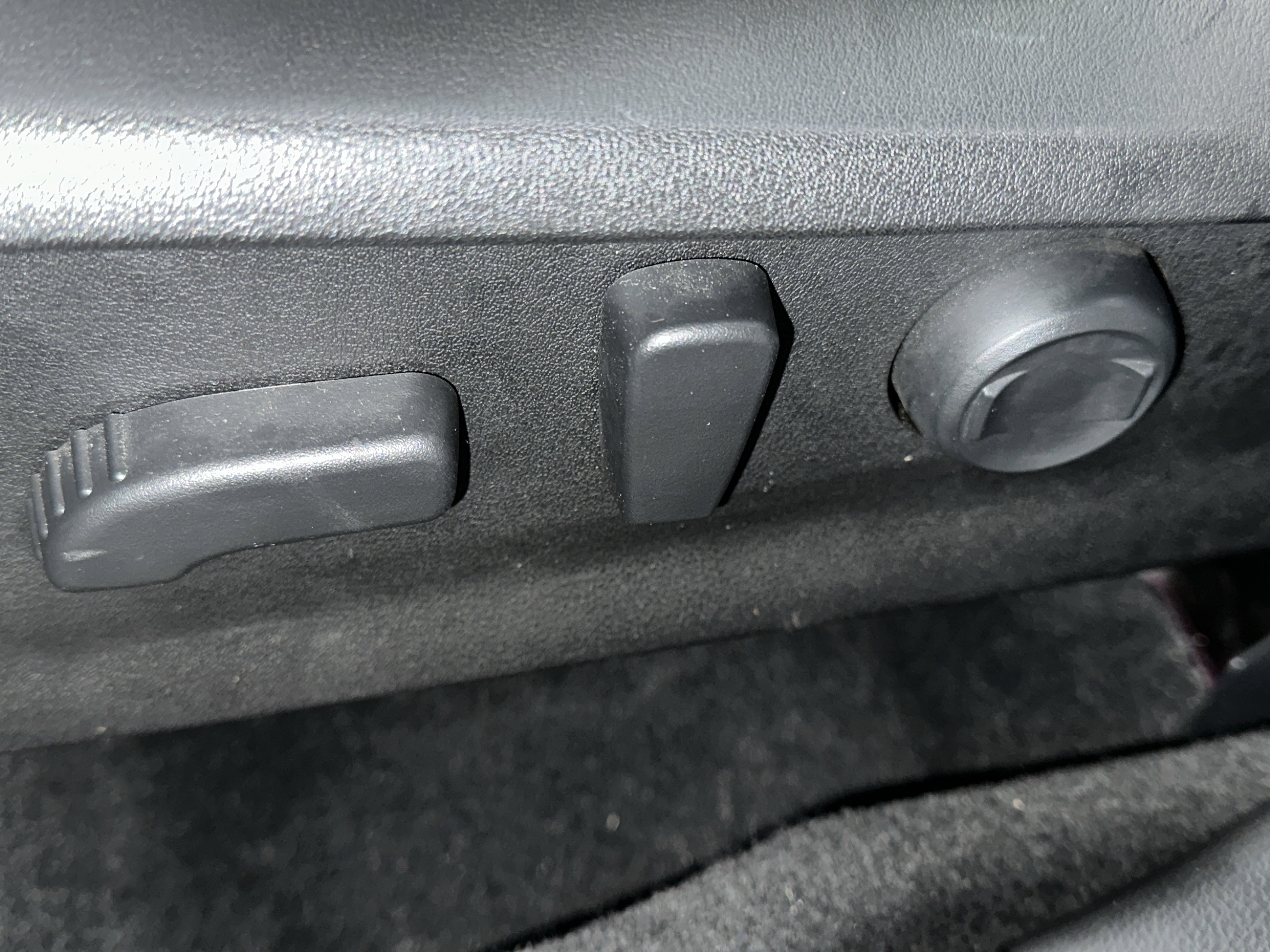 Used 2022 Subaru Forester Limited image 19