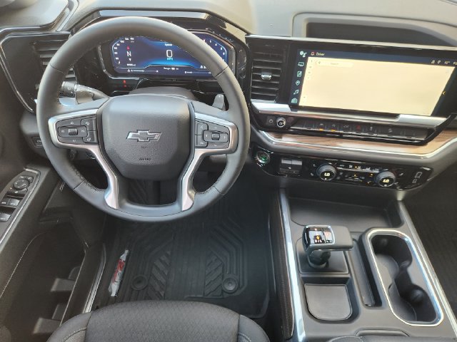 Used 2025 Chevrolet Silverado 1500 LT Trail Boss w/ Convenience Package II AWD/4WD image 29