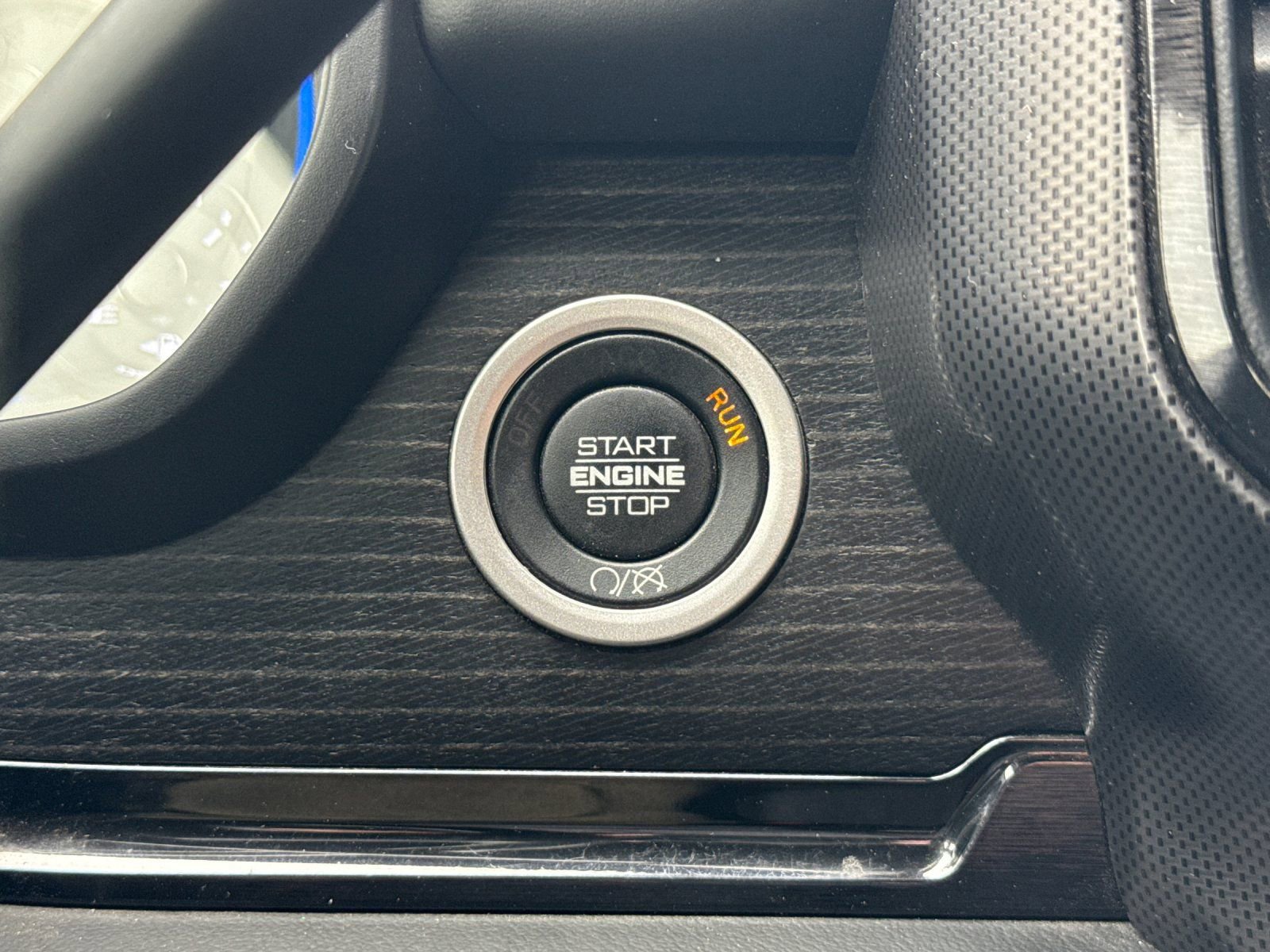 Used 2022 RAM 3500 Limited image 31