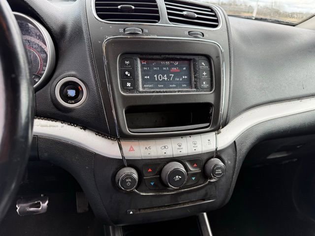 Used 2019 Dodge Journey SE w/ Connectivity Group image 17