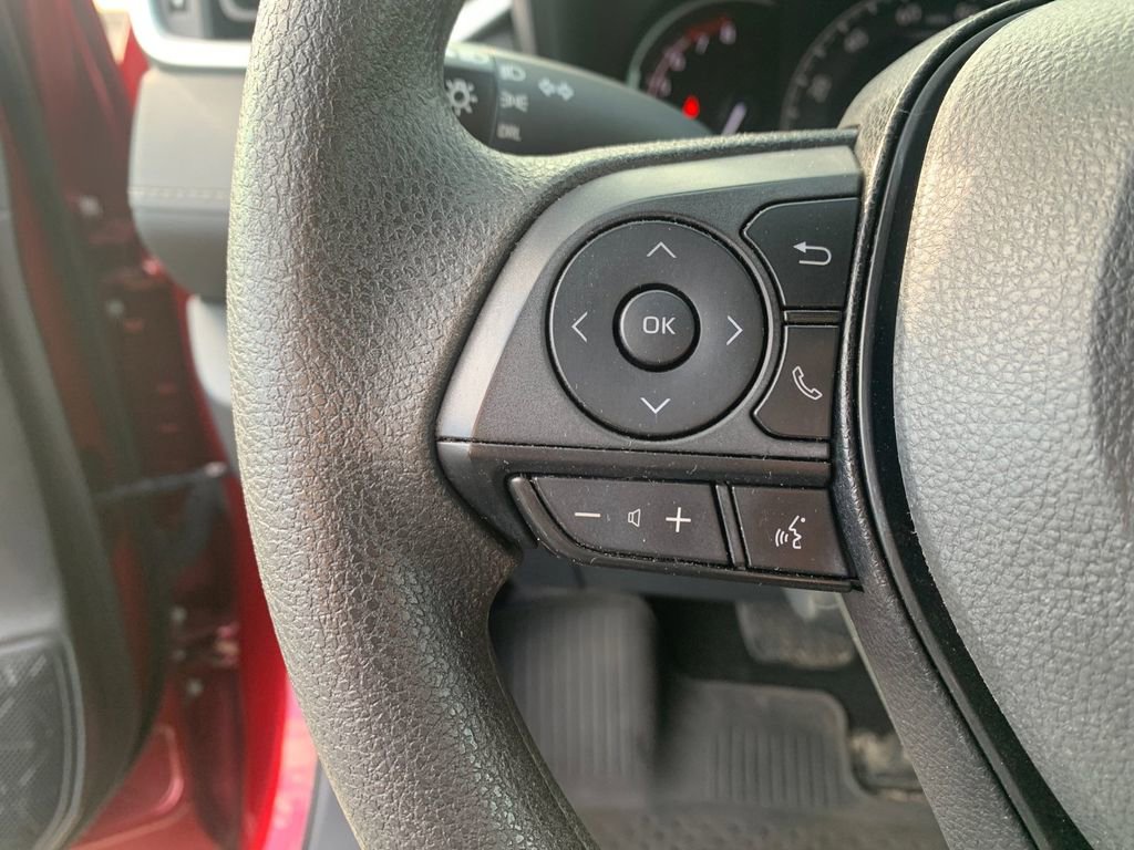 Used 2023 Toyota RAV4 LE AWD/4WD image 27