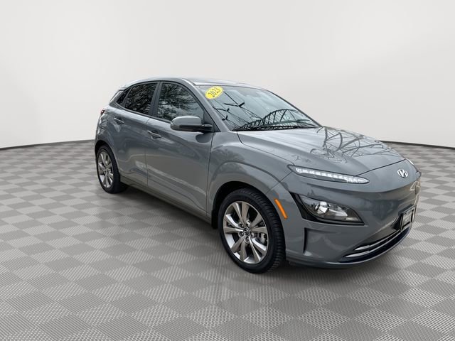 Used 2023 Hyundai Kona SE image 2