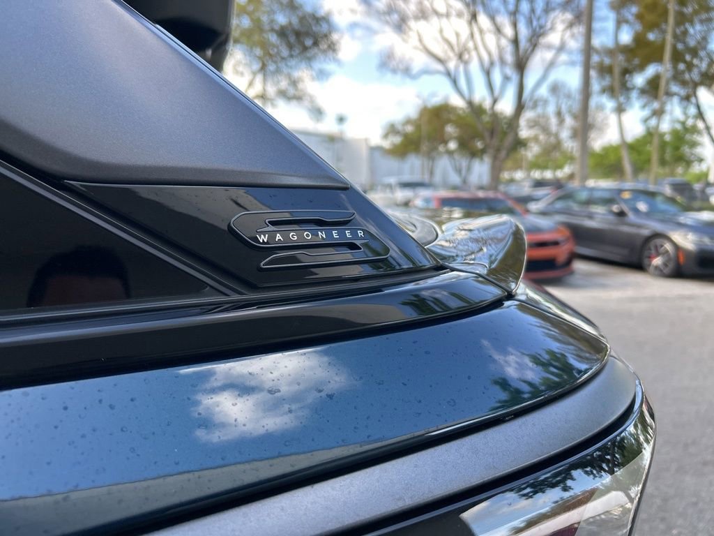 Used 2024 Jeep Wagoneer Launch Edition image 19