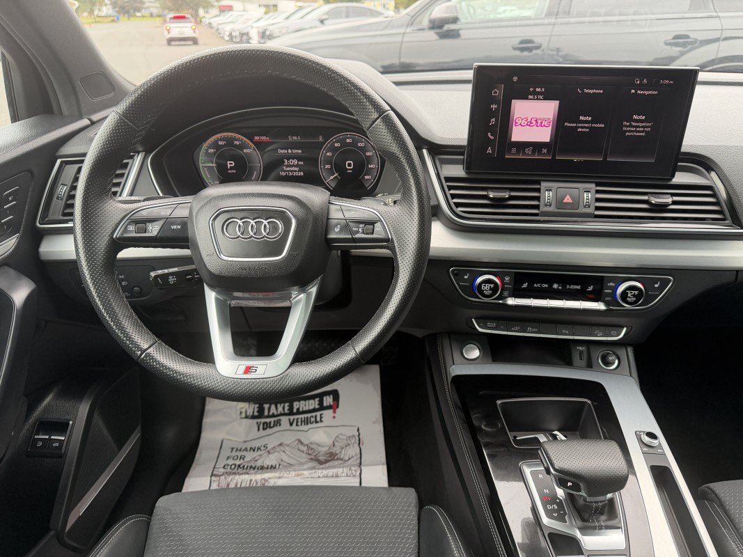 Used 2024 Audi Q5 e Premium Plus w/ Premium Plus Package AWD/4WD image 30