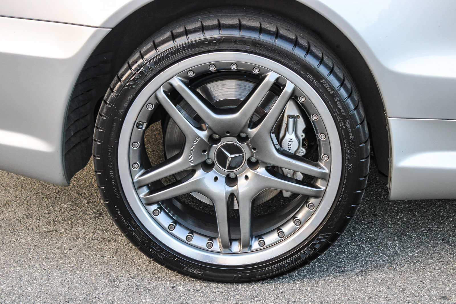 Used 2004 Mercedes-Benz SL 600 image 10