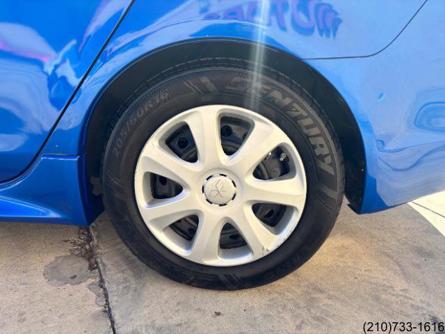 Used 2015 Mitsubishi Lancer ES image 31