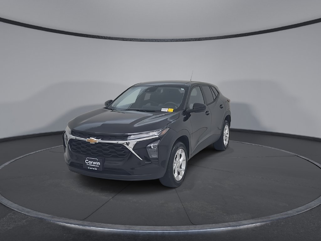 Used 2026 Chevrolet Trax LS w/ LS Convenience Package FWD image 6