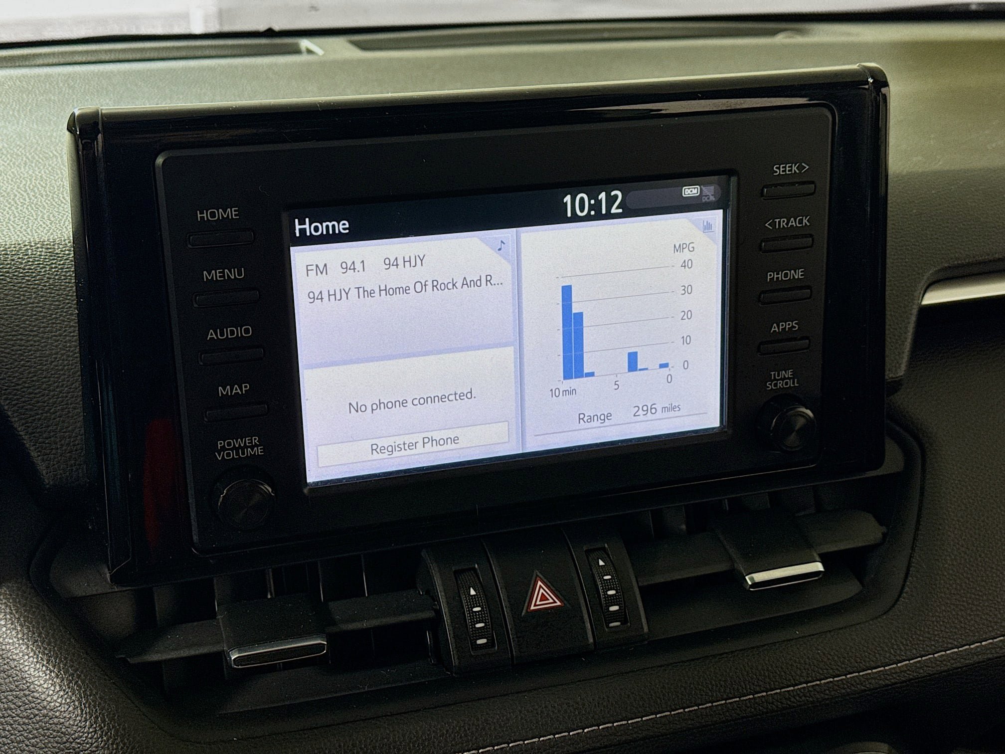 Used 2019 Toyota RAV4 XLE Premium w/ Cold Weather Package AWD/4WD image 14