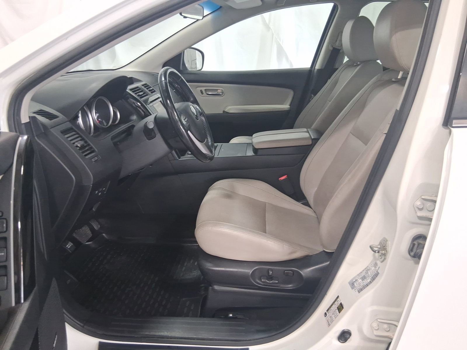 Used 2015 MAZDA CX-9 Touring w/ Touring Technology Package image 14