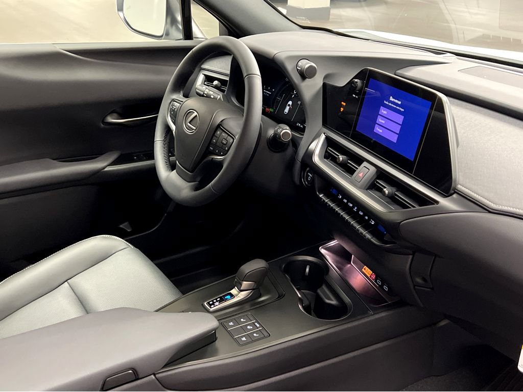 New 2026 Lexus UX 300h AWD image 33