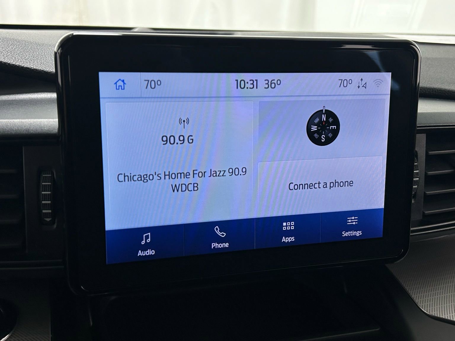 Used 2020 Ford Explorer XLT image 18