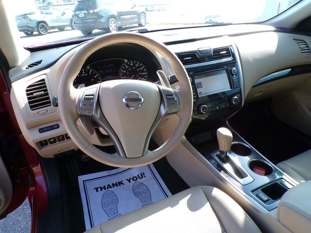 Used 2015 Nissan Altima 3.5 SL FWD image 12