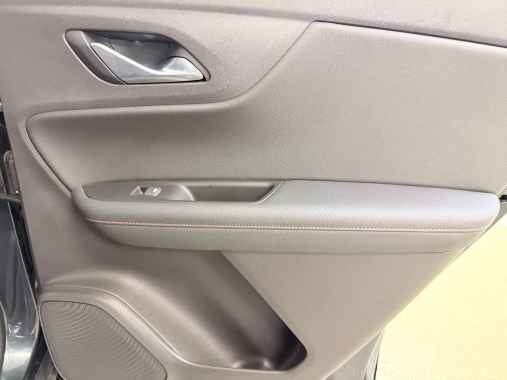 Used 2019 Chevrolet Blazer RS w/ LPO, Floor Liner Package FWD image 33
